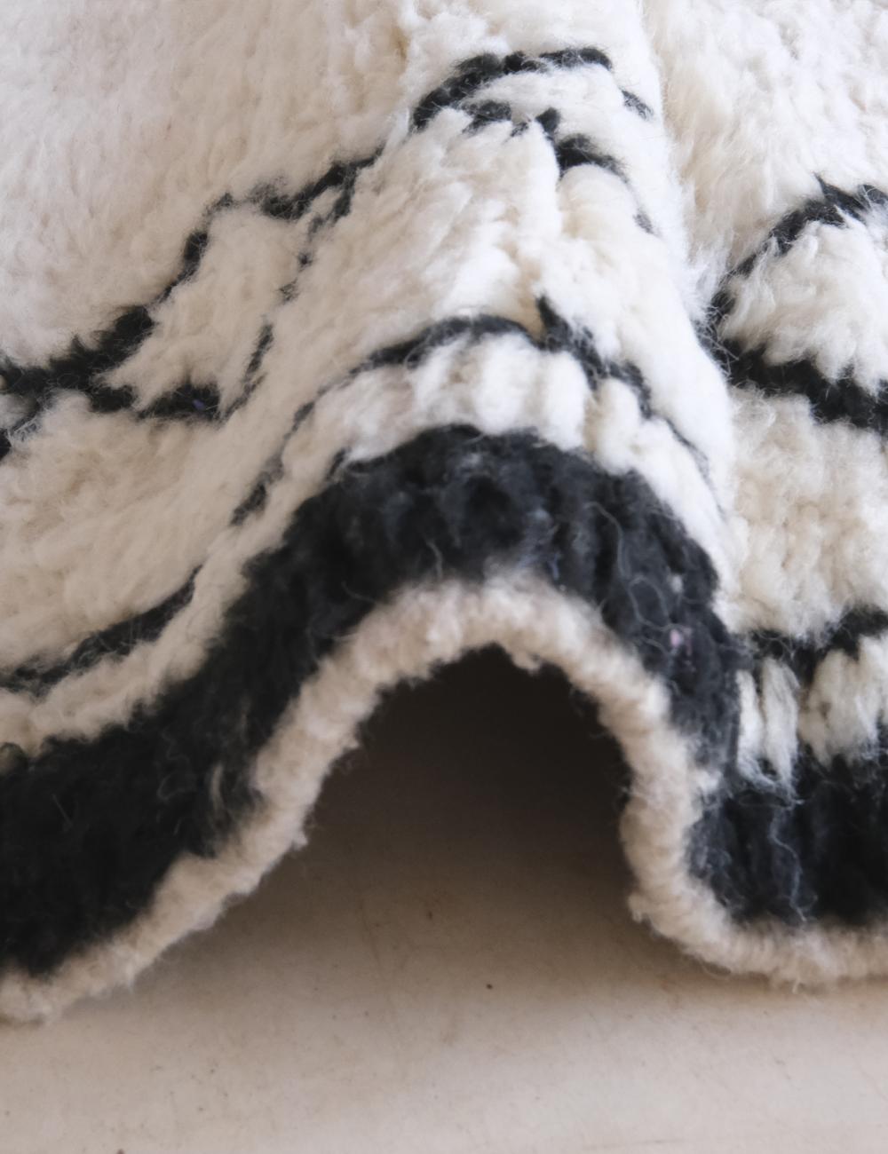 Beni Ourain Style Moroccan Rug - Echoes Of Love 21