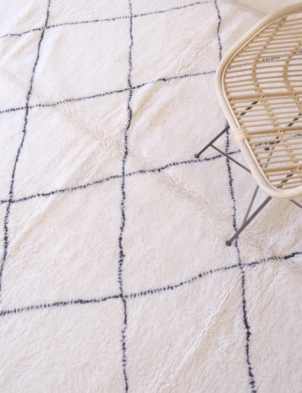 Custom White Moroccan Rug with Black Diamond Pattern - Beni Ourain 07