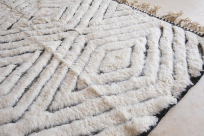 Beni Ourain Wool Rug 9.4 x 6.3 ft / 287 x 192 cm - Surcoma