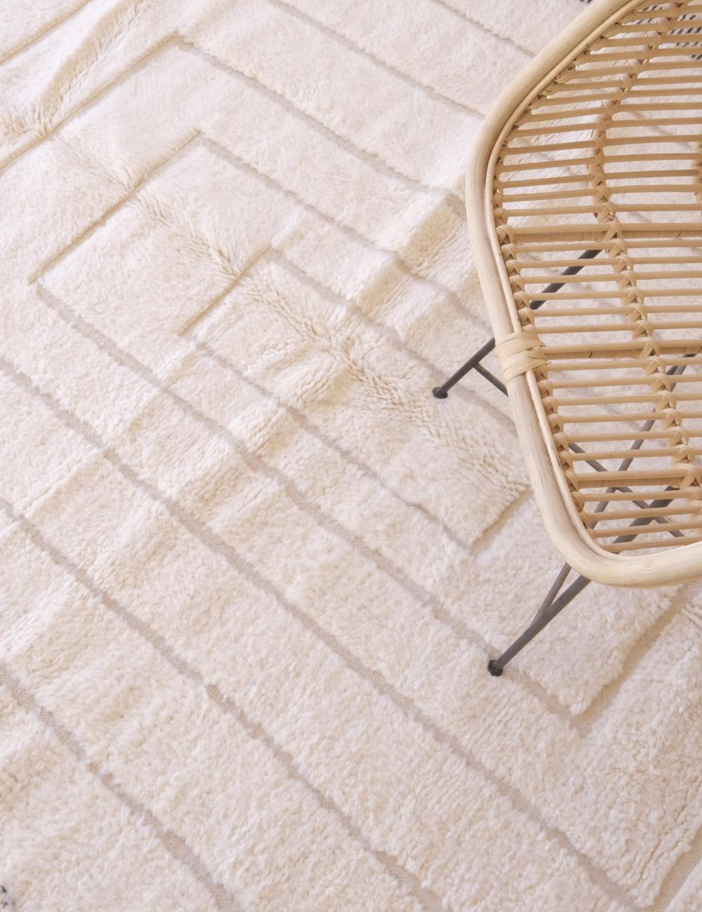 Custom White Geometric Moroccan Rug - Beni Ourain 10