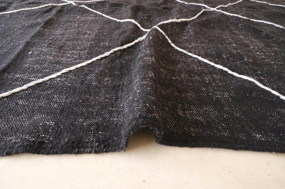 Moroccan Black and White kilim rug 9.6 x 5.8 ft / 294 x 178 cm - Surcoma