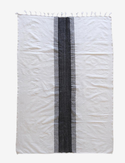 Moroccan Black and White Kilim Zanafi 9.9 x 6.7 ft / 303 x 205 cm