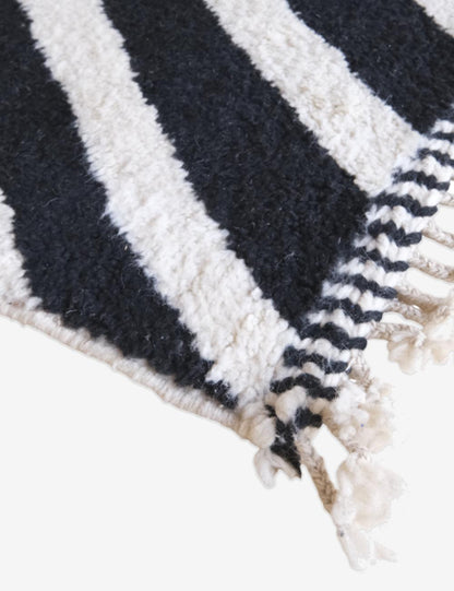Custom Black and White Chevron Moroccan Rug - Forma 67