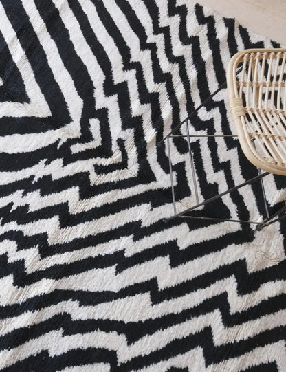 Moroccan Black and White Rug 9.7 x 7.9 ft / 297 x 242 cm - Surcoma