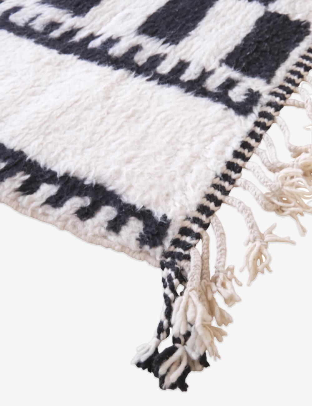 Beni Ourain Style Moroccan Rug - Forma 15