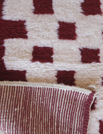 Moroccan Red Checkered Wool Rug 8.8 x 6.1 ft / 269 x 188 cm - Surcoma