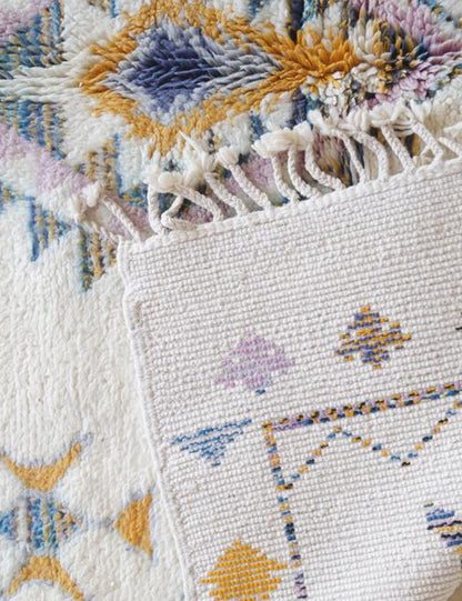 White Handmade Moroccan Rug - Esmeralda 19