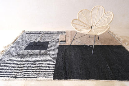 Moroccan Boujad Wool Rug 9.3 x 6.6 ft / 283 x 204 cm - Surcoma