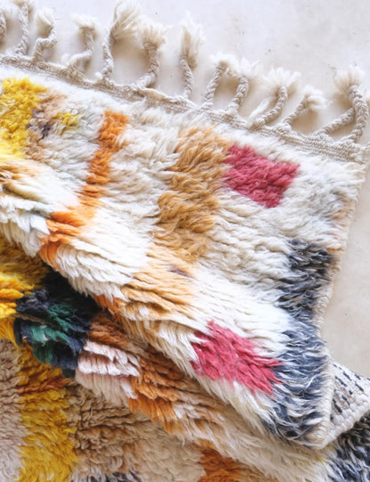 Moroccan Colorful Wool Rug 7.5 x 7.1 ft / 230 x 218 cm - Surcoma