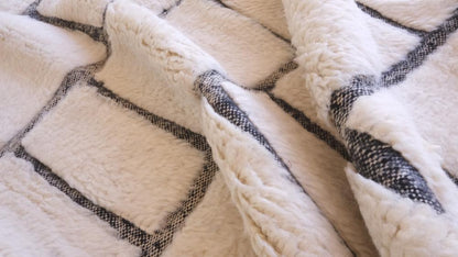 Moroccan Contemporary Wool Rug 9.8 x 8.4 ft / 300 x 256 cm - Surcoma