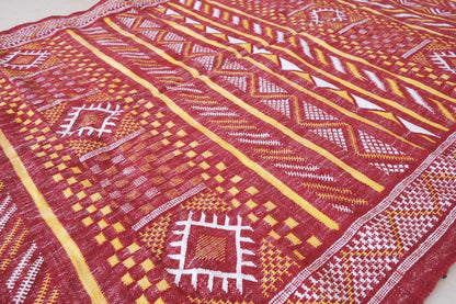 Moroccan Ethnic Chic Red kilim rug 8.2 x 5 ft / 249 x 154 cm - Surcoma