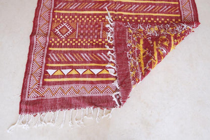 Moroccan Ethnic Chic Red kilim rug 8.2 x 5 ft / 249 x 154 cm - Surcoma