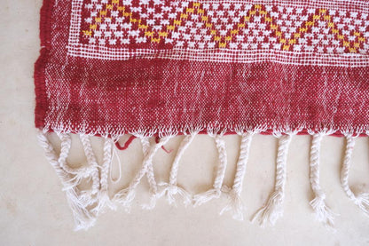 Moroccan Ethnic Chic Red kilim rug 8.2 x 5 ft / 249 x 154 cm - Surcoma