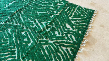 Moroccan Green Wool Rug 8.5 x 6.5 ft / 258 x 200 cm - Surcoma