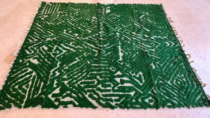 Moroccan Green Wool Rug 8.5 x 6.5 ft / 258 x 200 cm - Surcoma