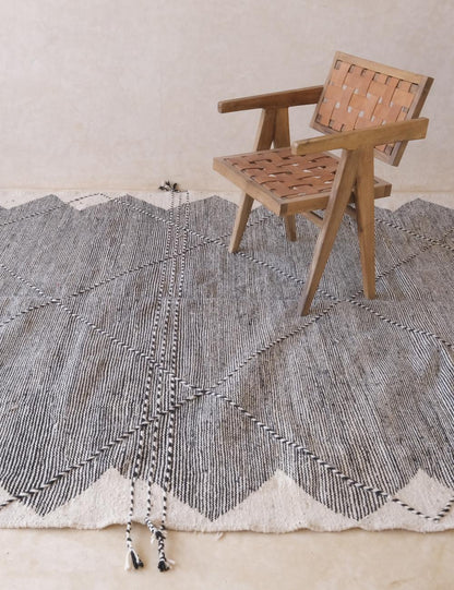 Moroccan Kilim Zanafi 10.5 x 7 ft / 320 x 214 cm - Surcoma