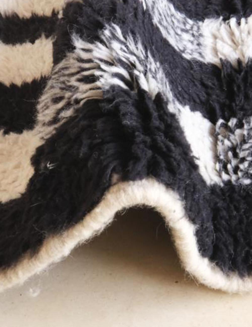 Custom Black and White Moroccan Rug - Forma 21