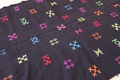 Moroccan Modern Black Kilim Boujad Rug 7.6 x 4.7 ft / 232 x 146 cm - Surcoma