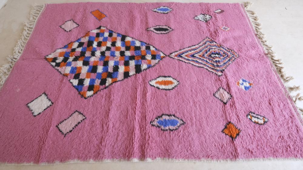 Moroccan Modern Pink Wool Rug 9.7 x 6.7 ft / 295 x 207 cm - Surcoma