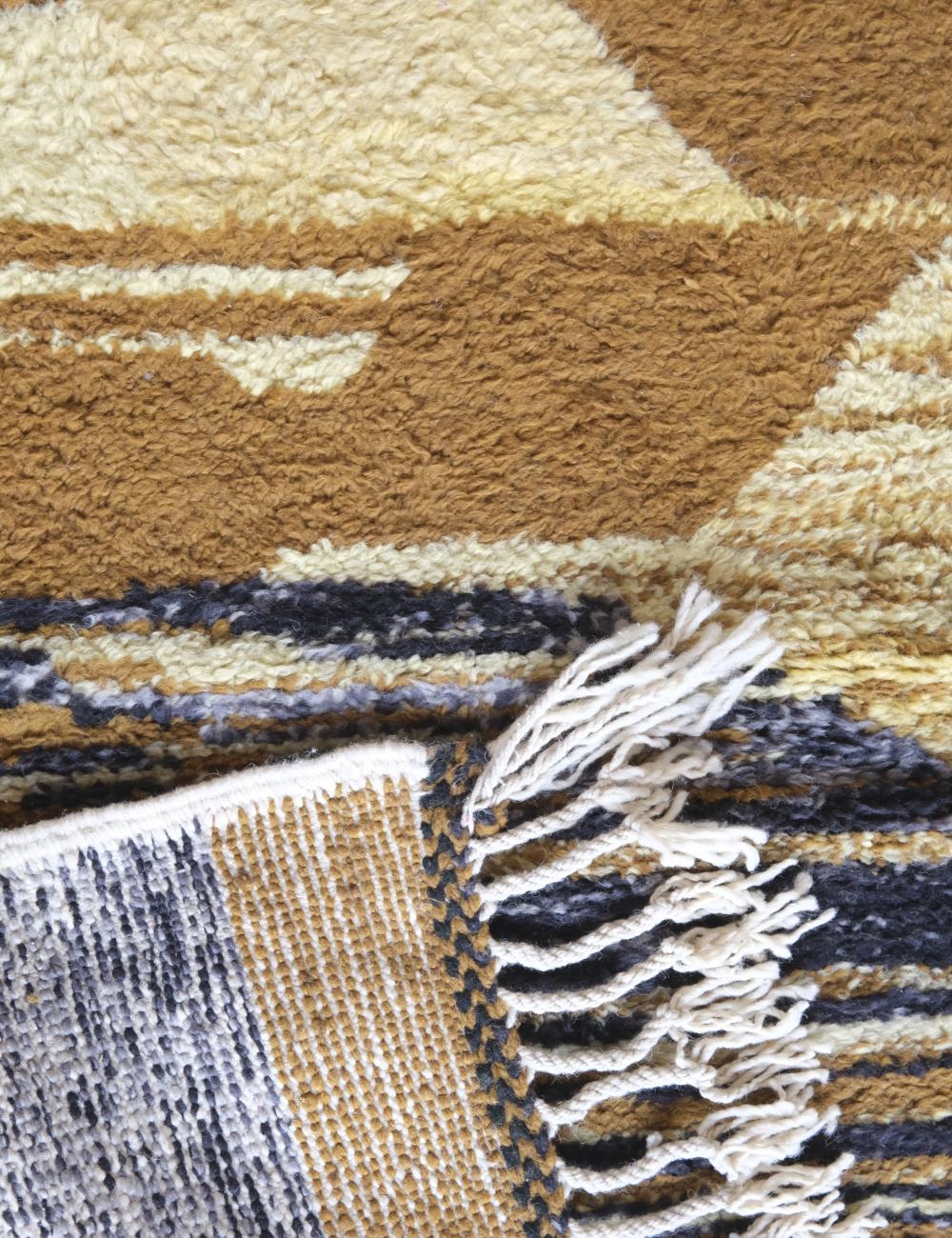 Moroccan Custom Contemporary Abstract Area Rug - Echoes of love 39