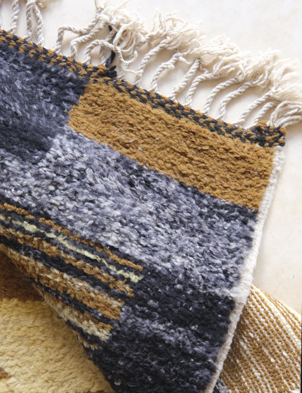 Moroccan Custom Contemporary Abstract Area Rug - Echoes of love 39