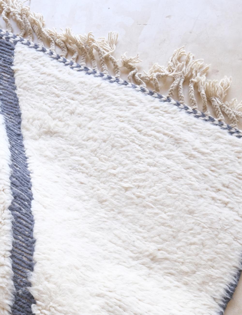 Moroccan Custom Modern Minimalist Style Rug - Echoes of love 43
