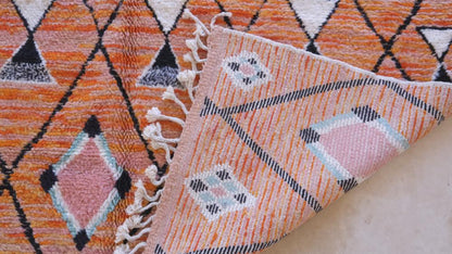 Moroccan Berber Modern Wool Rug 9.6 x 7.2 ft / 293 x 221 cm - Surcoma