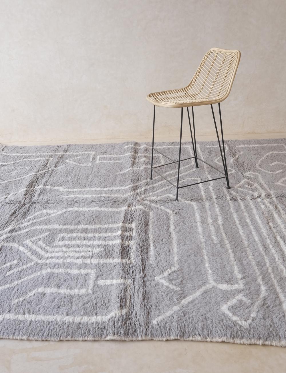 Moroccan Custom Minimal Line Art Rug - Forma 26
