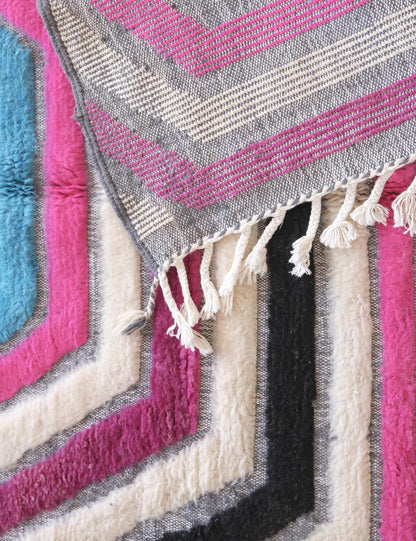 Moroccan Modern Wool Rug 9 x 6.5 ft / 273 x 201 cm - Surcoma