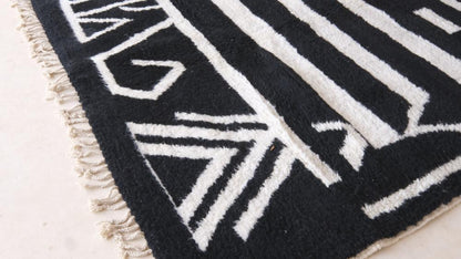Black Moroccan Modern Rug 9.8 x 6.7 ft / 298 x 207 cm - Surcoma