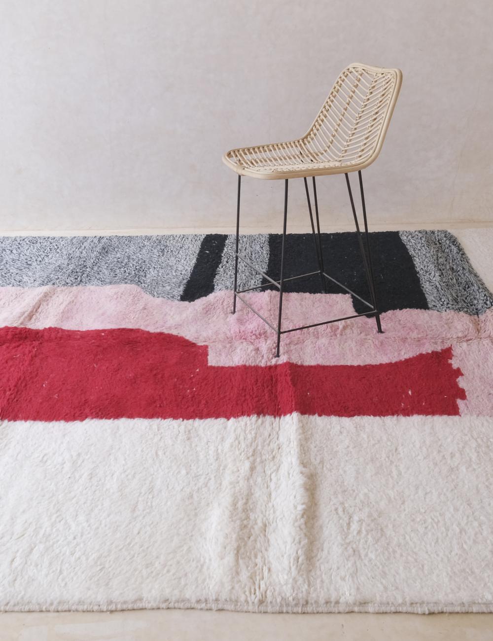 Moroccan Berber Wool Rug 10.1 x 7.9 ft / 308 x 243 cm