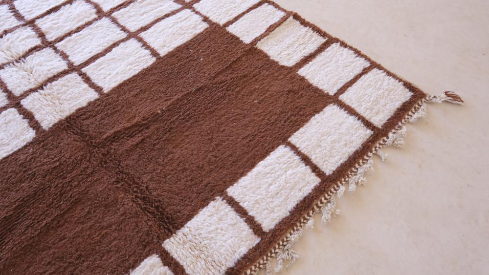 Brown Moroccan Modern Wool Rug 9 x 6.6 ft / 273 x 202 cm - Surcoma