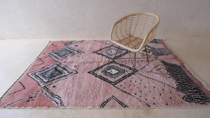 Moroccan Modern Wool Rug 9.1 x 5.9 ft / 277 x 181 cm - Surcoma
