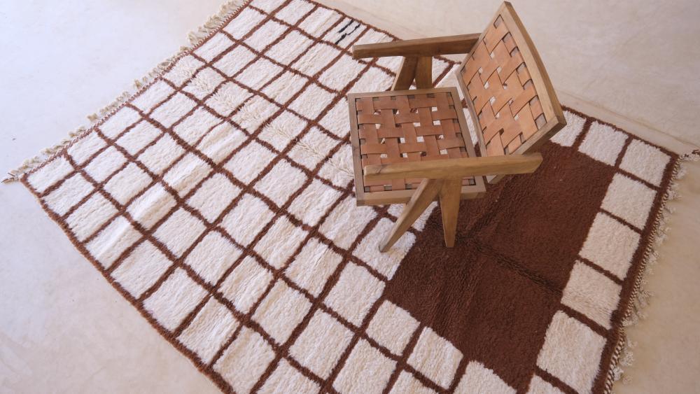 Brown Moroccan Modern Wool Rug 9 x 6.6 ft / 273 x 202 cm - Surcoma