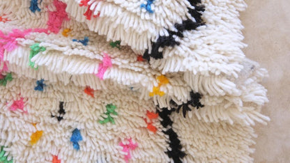 Moroccan Neon Rug 6.2 x 4.4 ft / 188 x 137 cm - Surcoma
