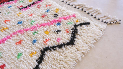 Moroccan Neon Rug 6.2 x 4.4 ft / 188 x 137 cm - Surcoma