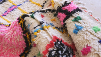 Moroccan Neon Wool Rug 6.2 x 3.9 ft / 190 x 120 cm - Surcoma