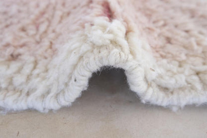 Moroccan Pastel Pink Wool Rug 7.7 x 5.2 ft / 235 x 160 cm - Surcoma