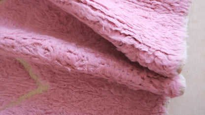 Moroccan Pink Wool Rug 9.3 x 7 ft / 283 x 216 cm - Surcoma