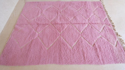 Moroccan Pink Wool Rug 9.3 x 7 ft / 283 x 216 cm - Surcoma