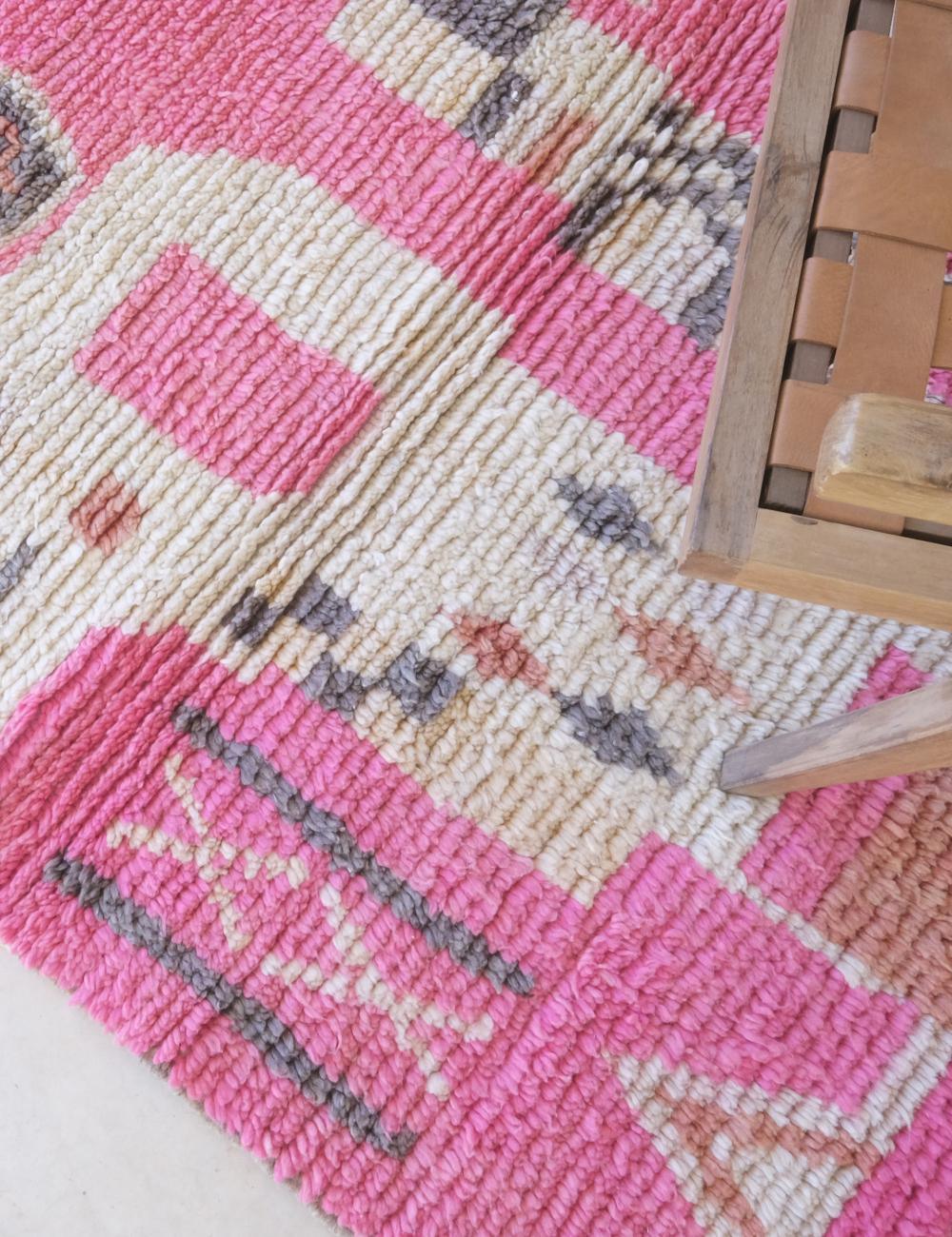 Moroccan Small Pink Wool Rug 5 x 3.4 ft / 153 x 105 cm