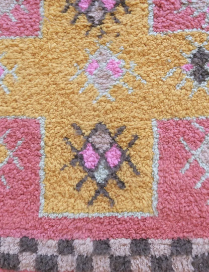 Moroccan Small Boujad Rug 5.2 x 3.8 ft / 160 x 116 cm - Surcoma