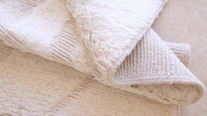 Moroccan White Modern Wool Rug 8.8 x 6 ft / 269 x 184 cm - Surcoma
