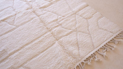 Moroccan White Modern Wool Rug 8.8 x 6 ft / 269 x 184 cm - Surcoma