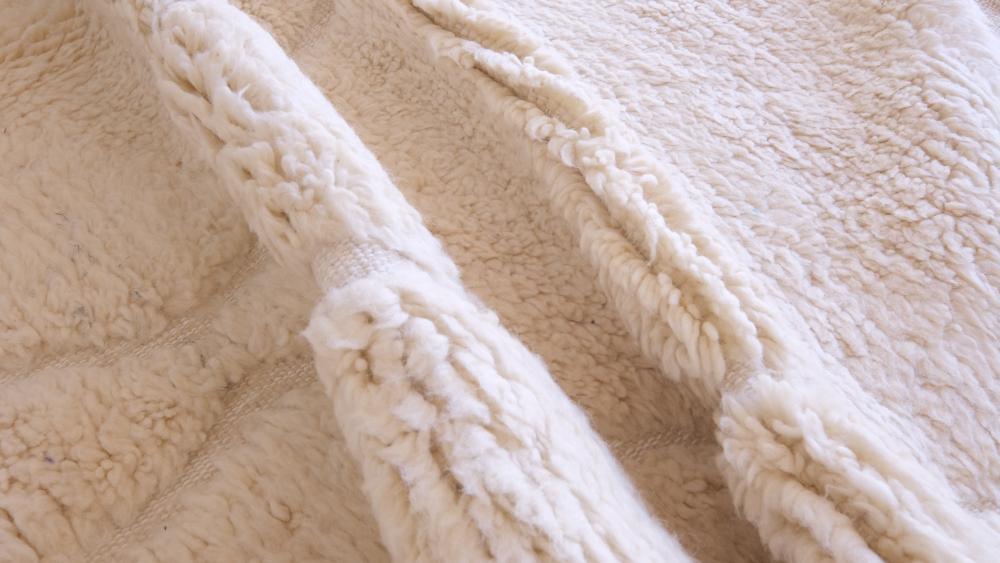 White Beni Ourain Wool Rug 9.2 x 6.8 ft / 281 x 210 cm