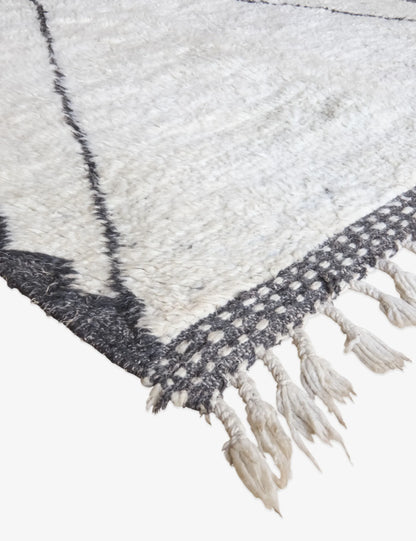 Beni Ourain Berber Rug 8.6 x 5.5 ft / 261 x 168 cm - Surcoma