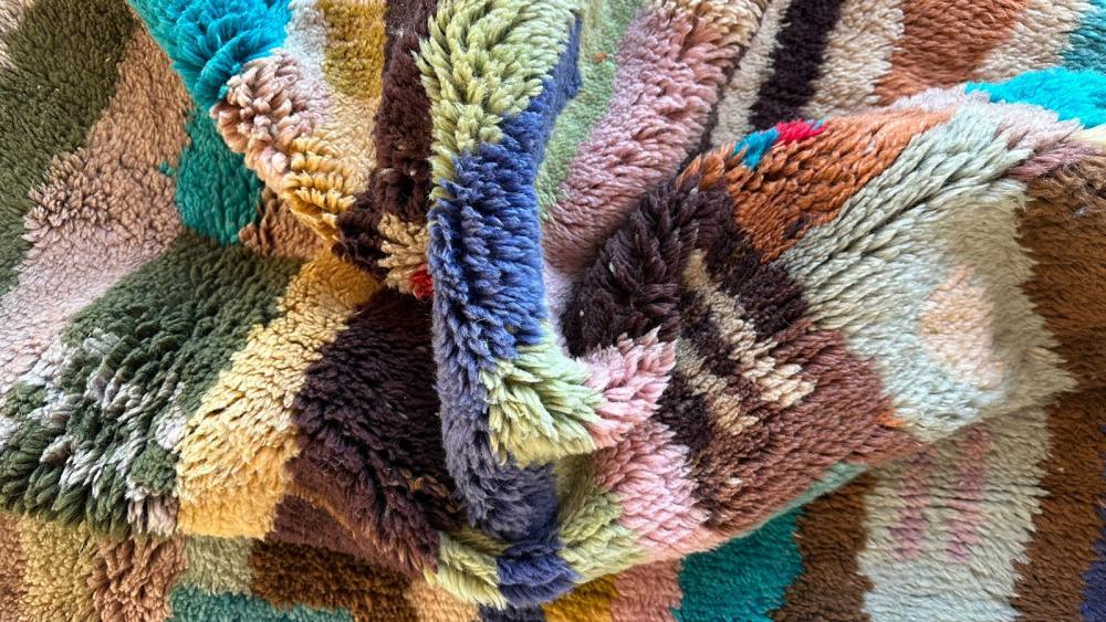 Handwoven Moroccan rug – colorful geometric pattern
