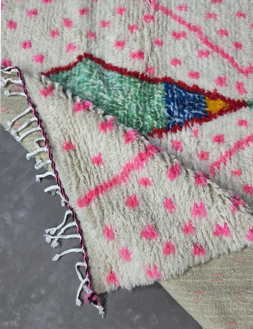 Artisan Wool Rug 9.8 x 6.3 ft / 300 x 192 cm