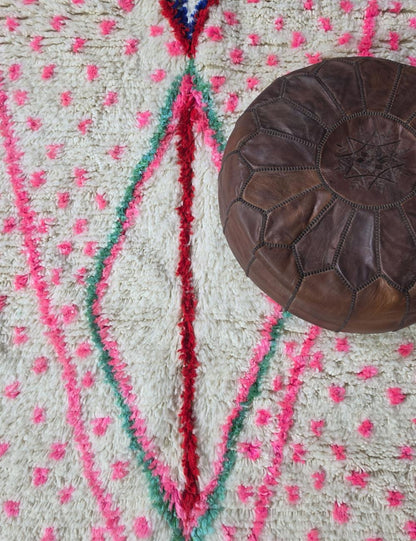 Artisan Wool Rug 9.8 x 6.3 ft / 300 x 192 cm