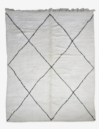 Classic Diamond Berber Wool Rug 13.6 x 10 ft / 415 x 305 cm